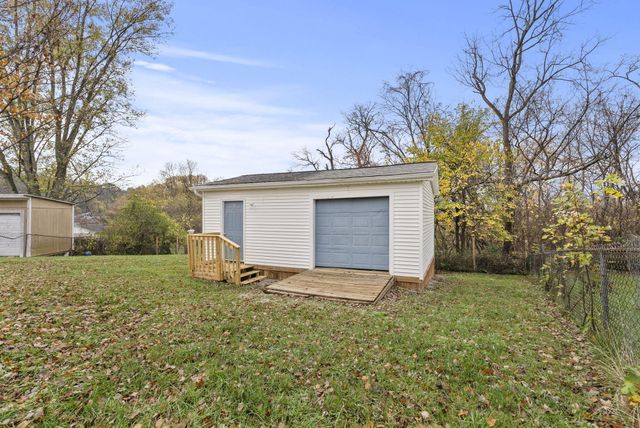806 5th Avenue, Frankfort, KY 40601