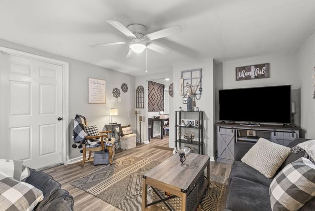 806 5th Avenue, Frankfort, KY 40601