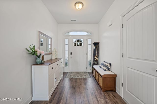 1010 Bluewater Boulevard, New Bern, NC 28562