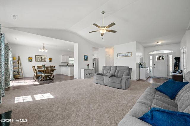 1010 Bluewater Boulevard, New Bern, NC 28562