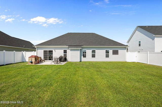 1010 Bluewater Boulevard, New Bern, NC 28562