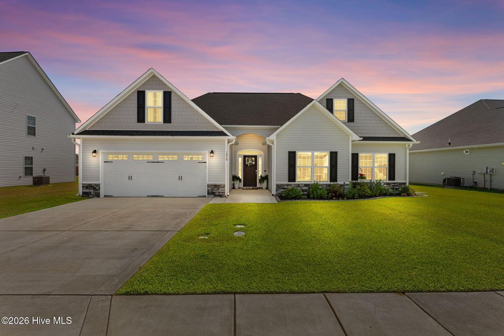 1010 Bluewater Boulevard, New Bern, NC 28562