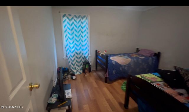 2930 Greenview Drive, Jackson, MS 39212