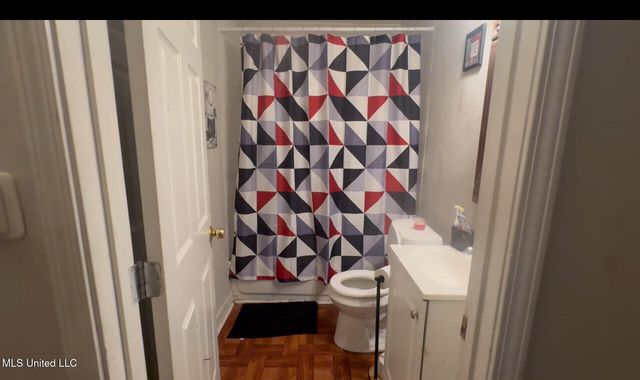 2930 Greenview Drive, Jackson, MS 39212