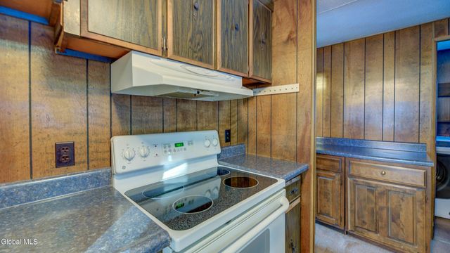 125 Cherry Street, Gloversville, NY 12078