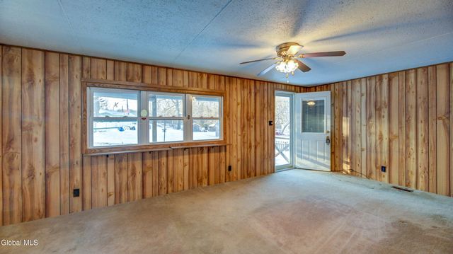 125 Cherry Street, Gloversville, NY 12078