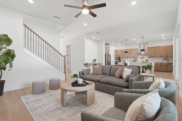 1907 MAE STREET, Orlando, FL 32806