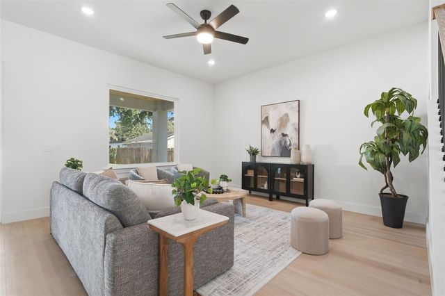 1907 MAE STREET, Orlando, FL 32806