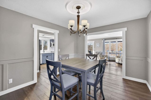 11700 61st Avenue, Blue Grass, IA 52726