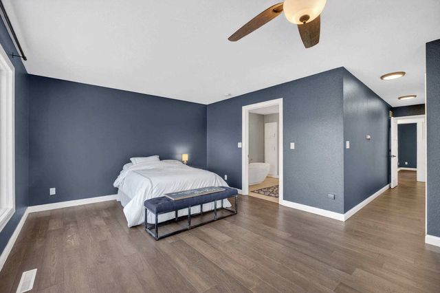 11700 61st Avenue, Blue Grass, IA 52726