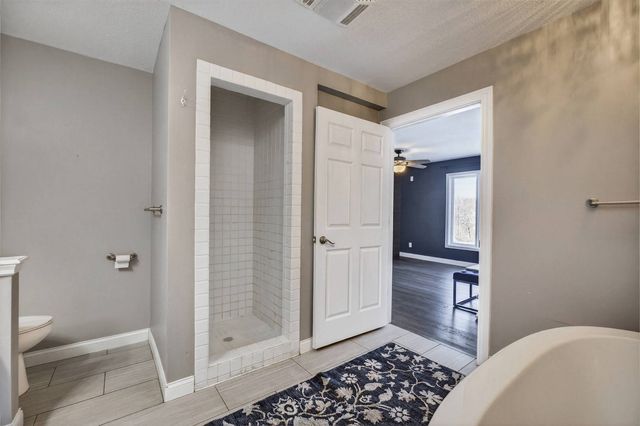 11700 61st Avenue, Blue Grass, IA 52726