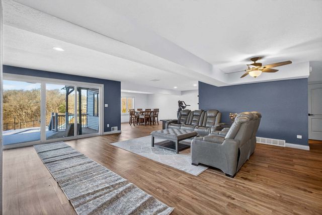 11700 61st Avenue, Blue Grass, IA 52726