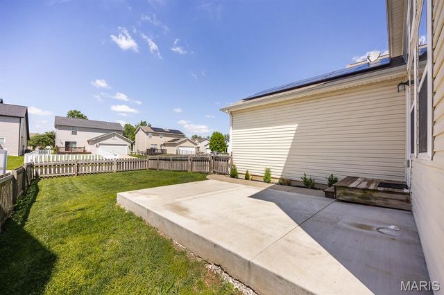 1921 Reserve Walk Way, Belleville, IL 62220