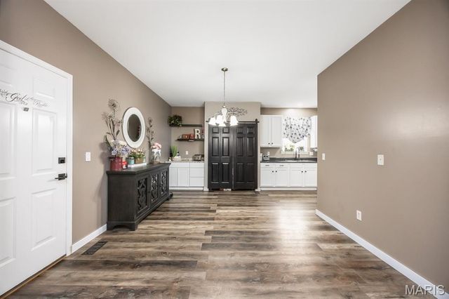 1921 Reserve Walk Way, Belleville, IL 62220