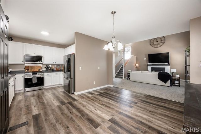 1921 Reserve Walk Way, Belleville, IL 62220
