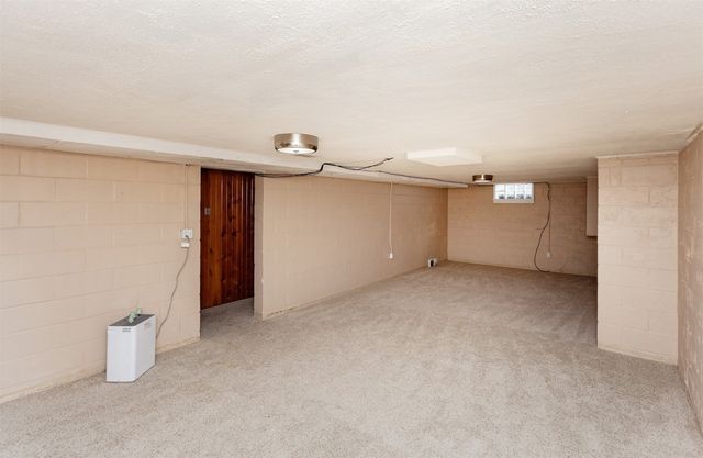 1829 Locust Street, West Des Moines, IA 50265