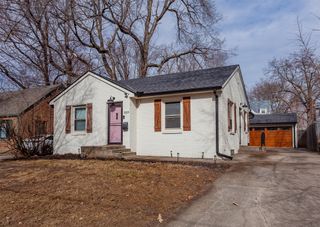 1829 Locust Street, West Des Moines, IA 50265