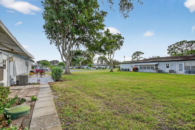 615 High Point Drive C, Delray Beach, FL 33445