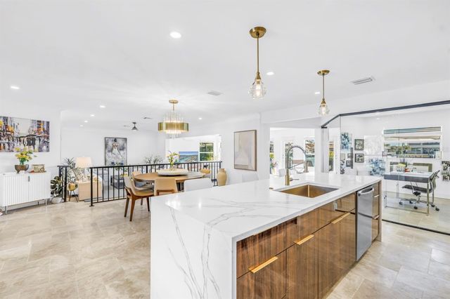 795 CAPRI BOULEVARD, Treasure Island, FL 33706