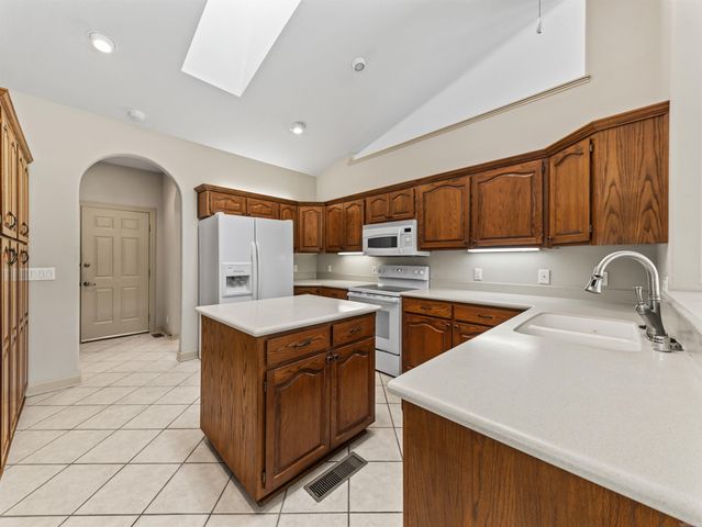 6 Quieto Lane, Hot Springs Village, AR 71909