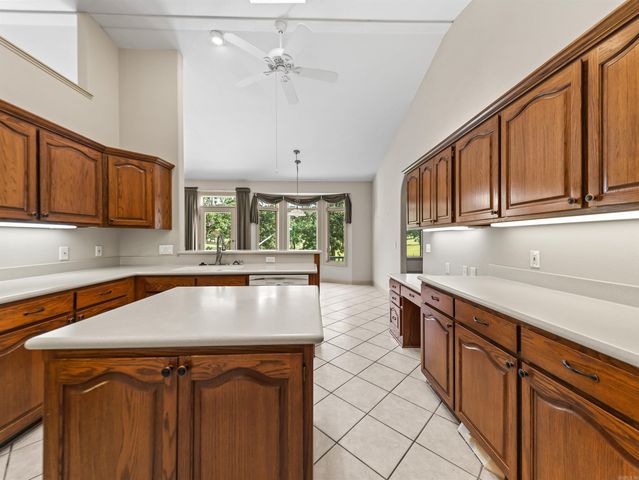 6 Quieto Lane, Hot Springs Village, AR 71909