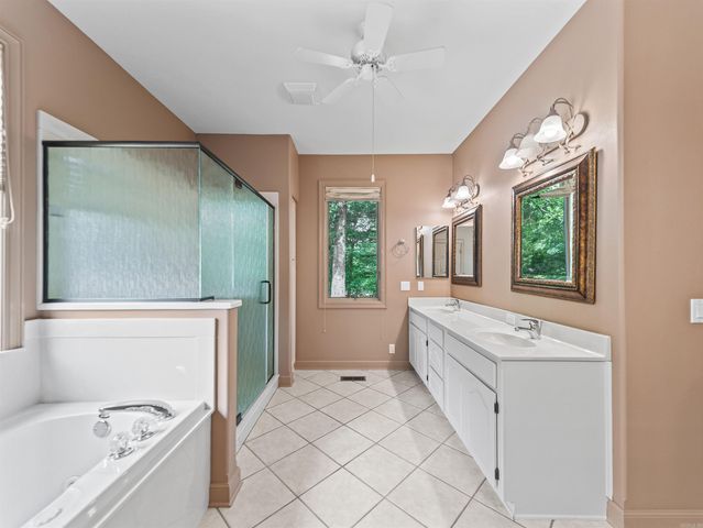 6 Quieto Lane, Hot Springs Village, AR 71909