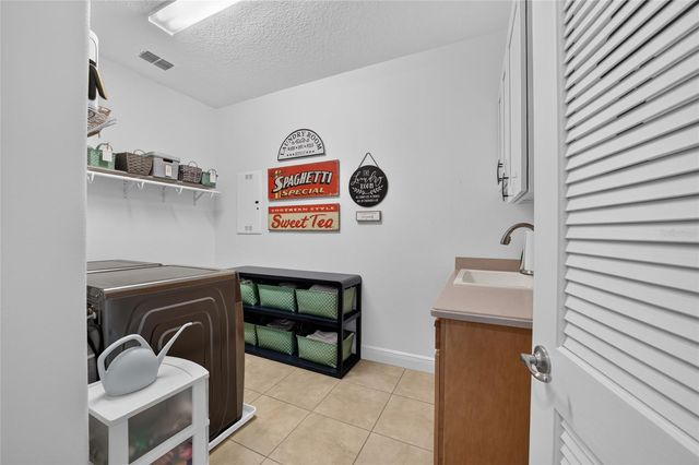 8649 SW 94TH CIRCLE, Ocala, FL 34481