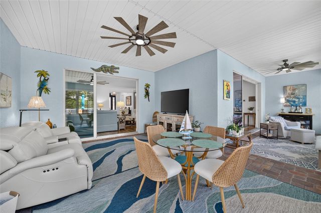 8649 SW 94TH CIRCLE, Ocala, FL 34481