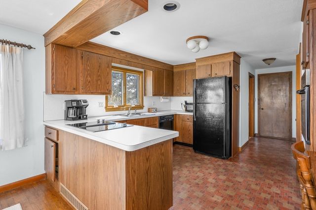 64 Lower County, Harwich, MA 02671