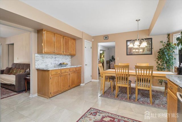 8 Piluso Way, Piscataway, NJ 08854