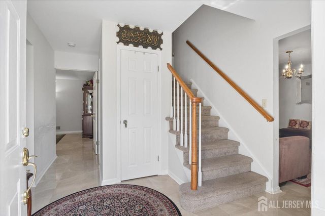 8 Piluso Way, Piscataway, NJ 08854