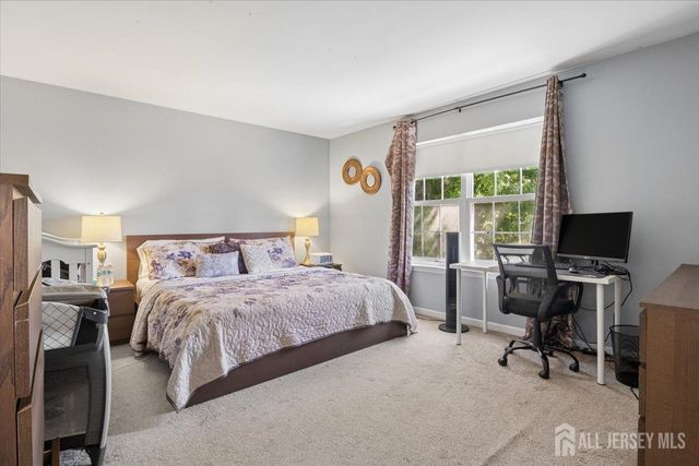 8 Piluso Way, Piscataway, NJ 08854