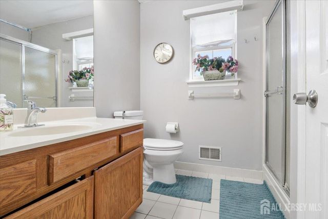 8 Piluso Way, Piscataway, NJ 08854