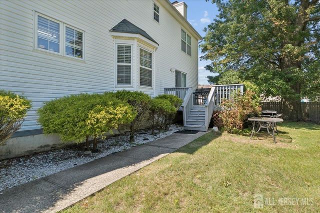 8 Piluso Way, Piscataway, NJ 08854