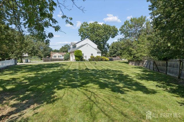 8 Piluso Way, Piscataway, NJ 08854