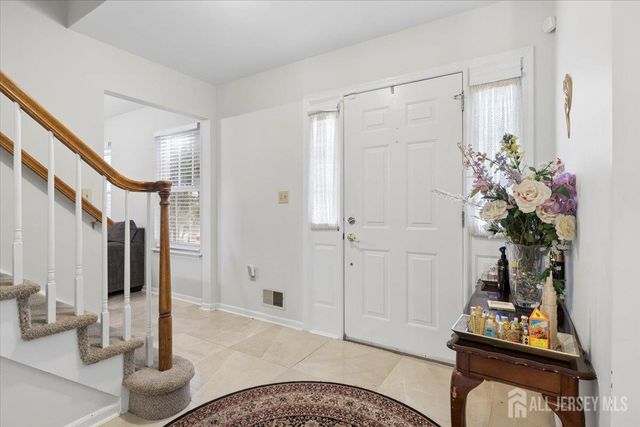 8 Piluso Way, Piscataway, NJ 08854