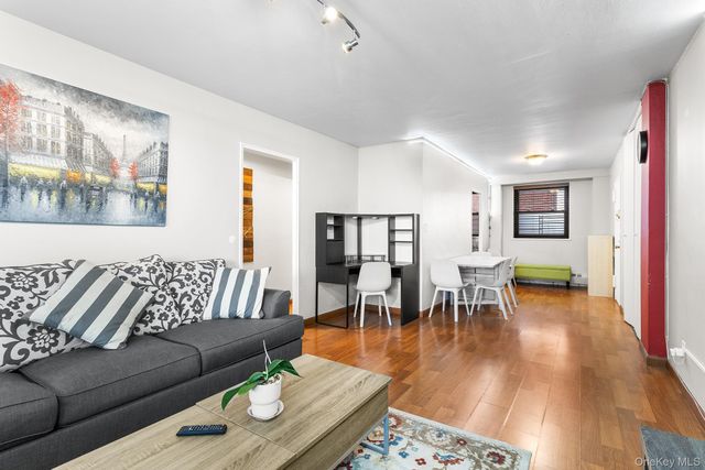 6125 98th Street 9F, Rego Park, NY 11374