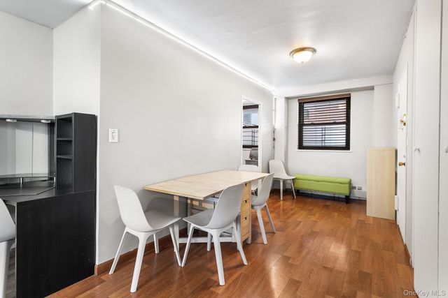 6125 98th Street 9F, Rego Park, NY 11374