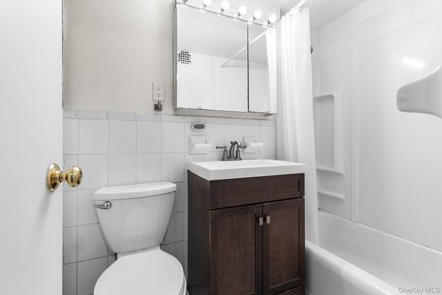 6125 98th Street 9F, Rego Park, NY 11374