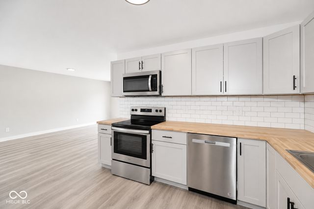 3550 Eisenhower Drive, Indianapolis, IN 46224