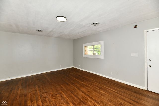 3550 Eisenhower Drive, Indianapolis, IN 46224