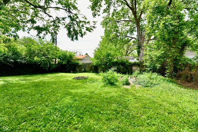 3550 Eisenhower Drive, Indianapolis, IN 46224