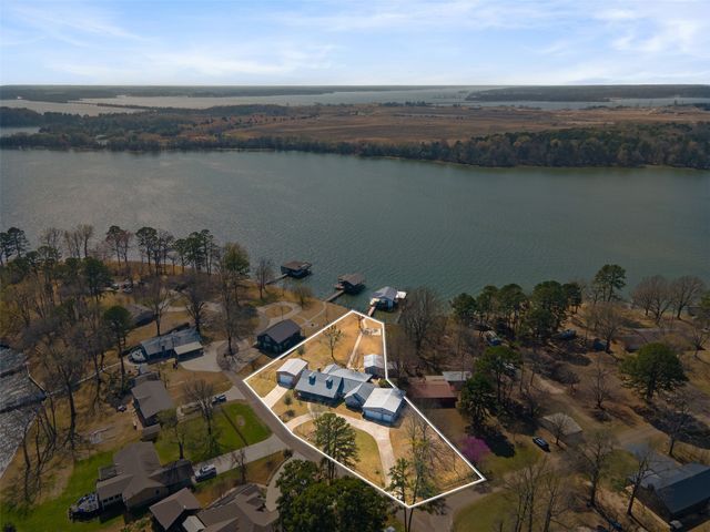 664 County Road 2360, Mt Pleasant, TX 75455