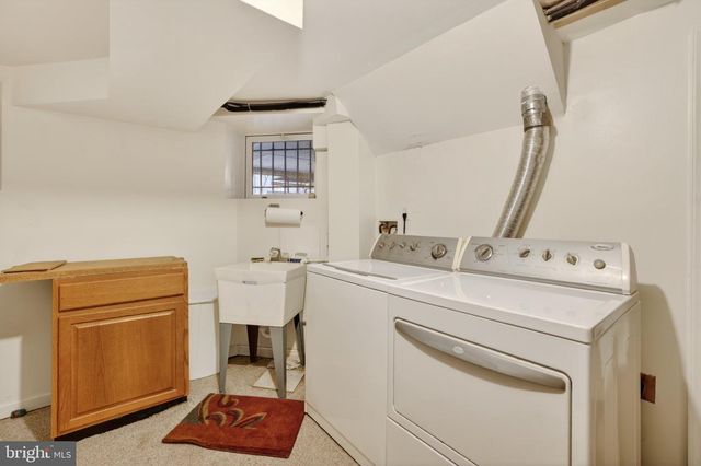 1212 C ST NE, Washington, DC 20002