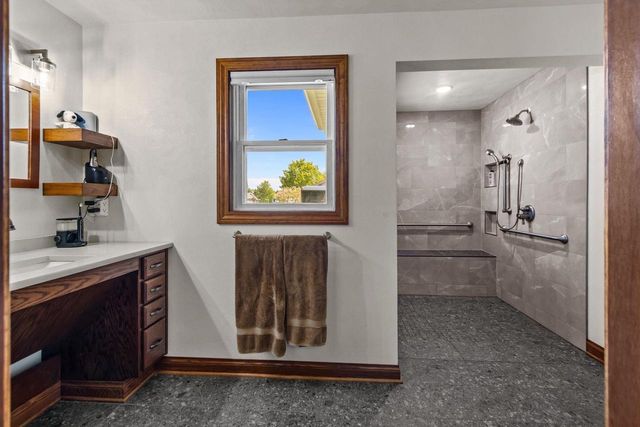 N1723 CHESAPEAKE COURT, Greenville, WI 54942