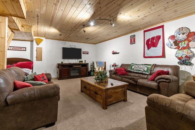 N1723 CHESAPEAKE COURT, Greenville, WI 54942