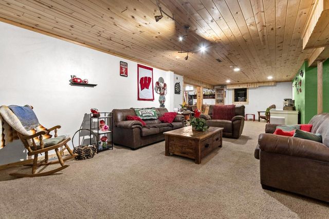 N1723 CHESAPEAKE COURT, Greenville, WI 54942