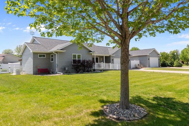 N1723 CHESAPEAKE COURT, Greenville, WI 54942