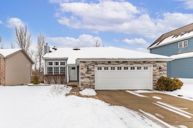 17 Browning Lane, Valparaiso, IN 46383