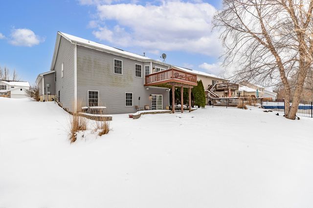 17 Browning Lane, Valparaiso, IN 46383